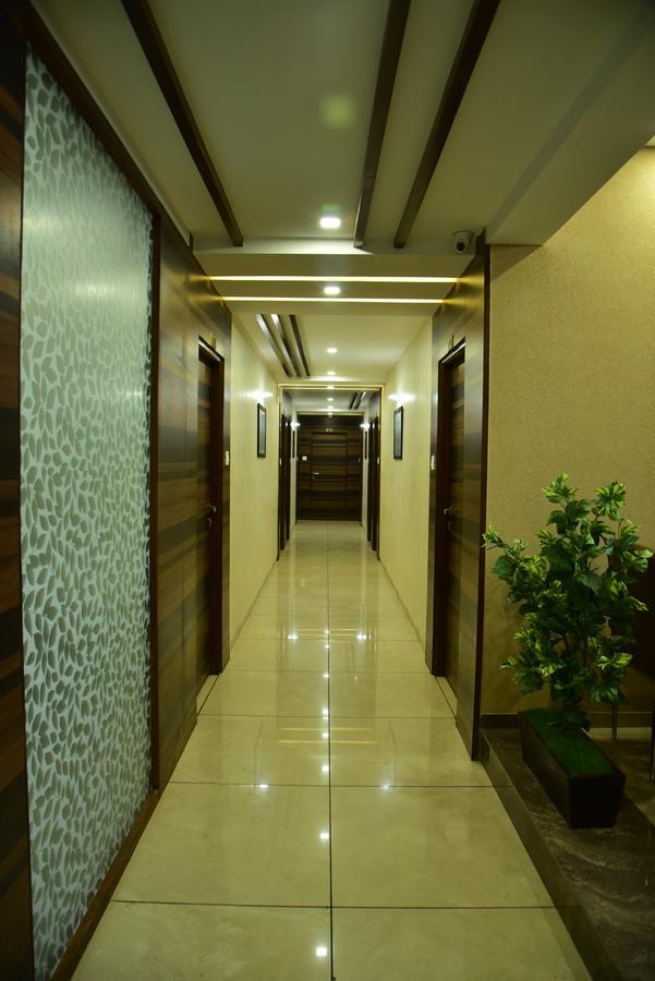 Hotel Ahmedabad Inn エクステリア 写真